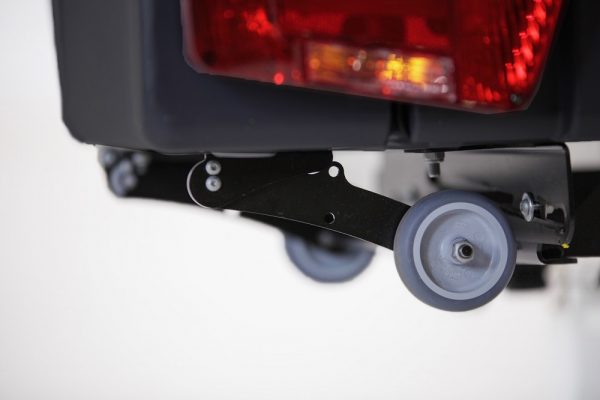 Towbox v1 portaequipajes detalle ruedas